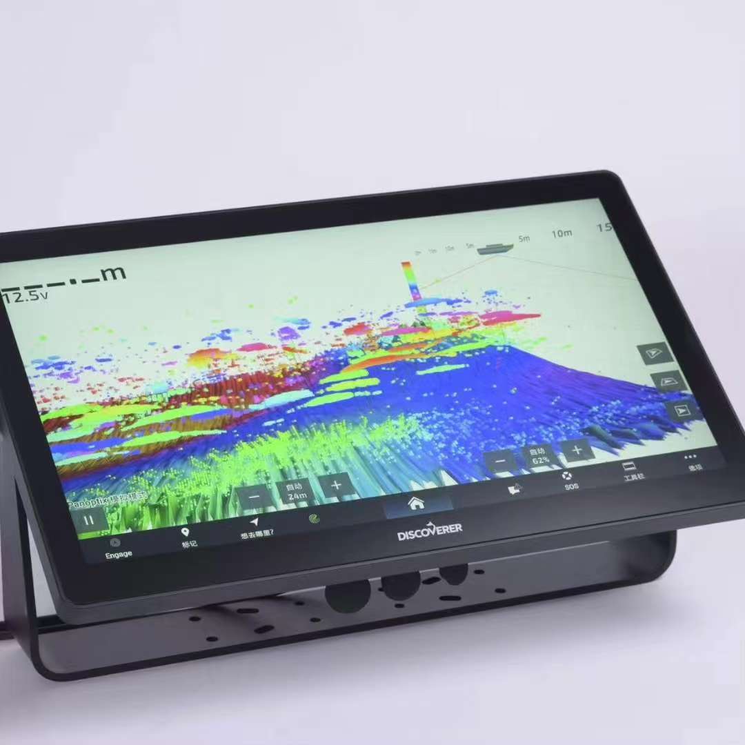 Discoverer features a large 19/22-inch screen that can be used as an extension screen for Garmin's fishing series.