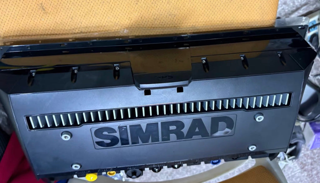 Simrad NSS16 evo2 – Used 16" Chartplotter Display Unit Only (No Transducer)